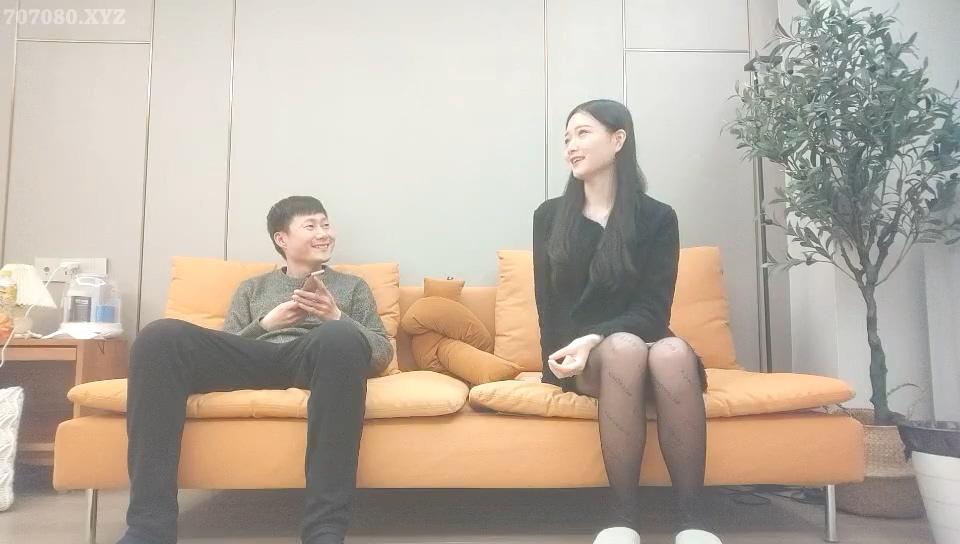 哥现在只是个传说   黑丝气质大长腿女孩  这身高爱了  青涩又很润  2022040801