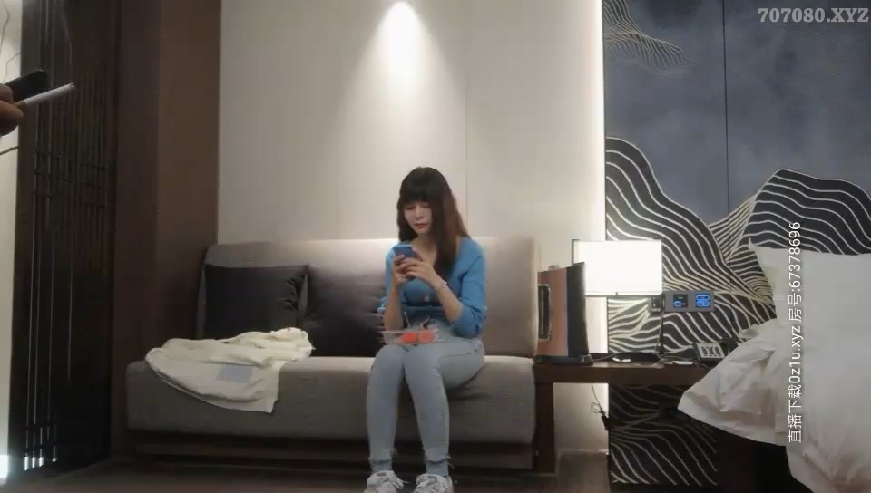 黄先生探花 连体黑丝情趣少妇20240726