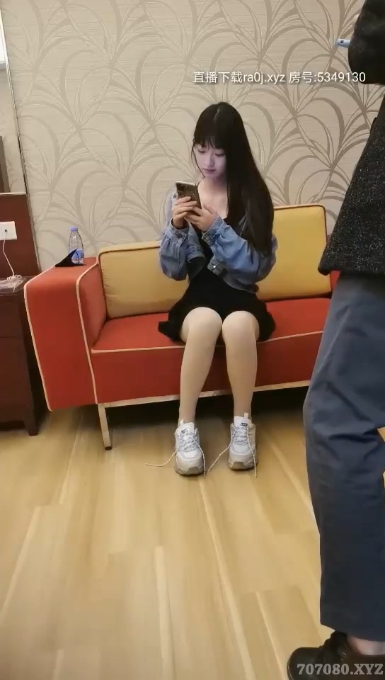 泰然寻欢 高颜值学妹  盈盈一握  青春靓丽20241020
