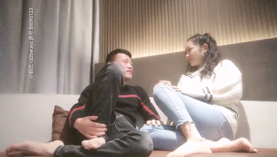 西门探花 高颜值气质少妇 近距离尽情玩弄20250408