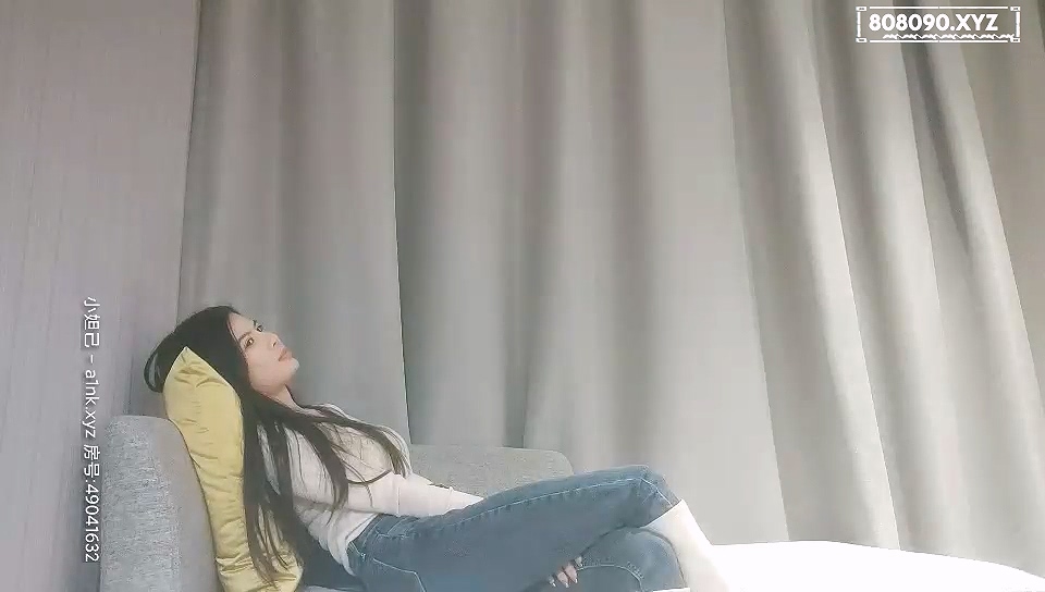 小马戈探花背上纹身长腿牛仔裤大白美乳妹子20250907